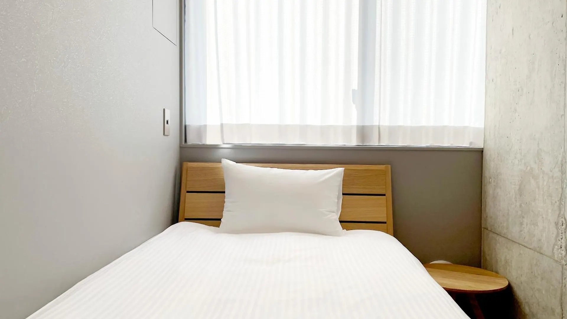 Prism Inn Ogu Tokyo Apartment