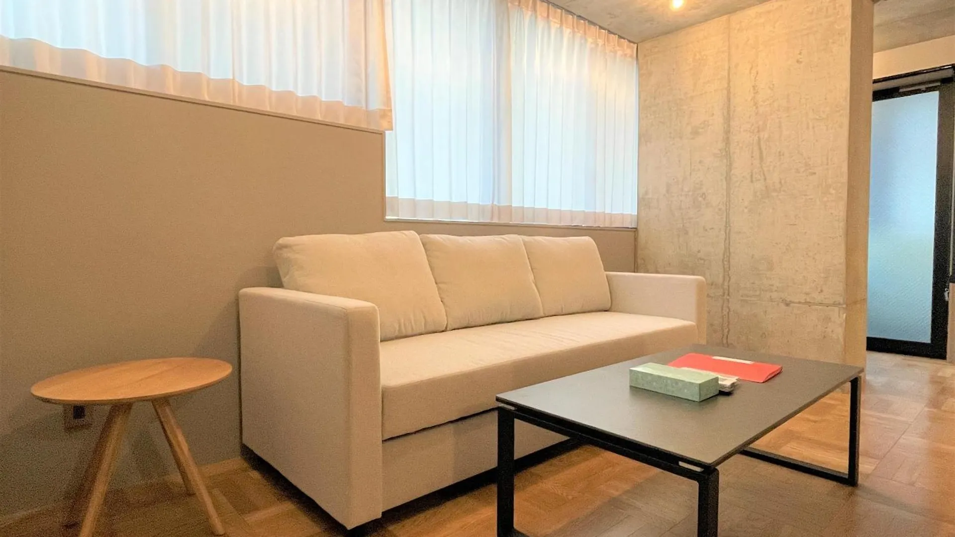 Prism Inn Ogu Tokyo 0*,