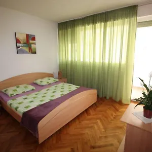  Apartment Old City/beach 13 Minutes Away, Parking, For 4 Croatia