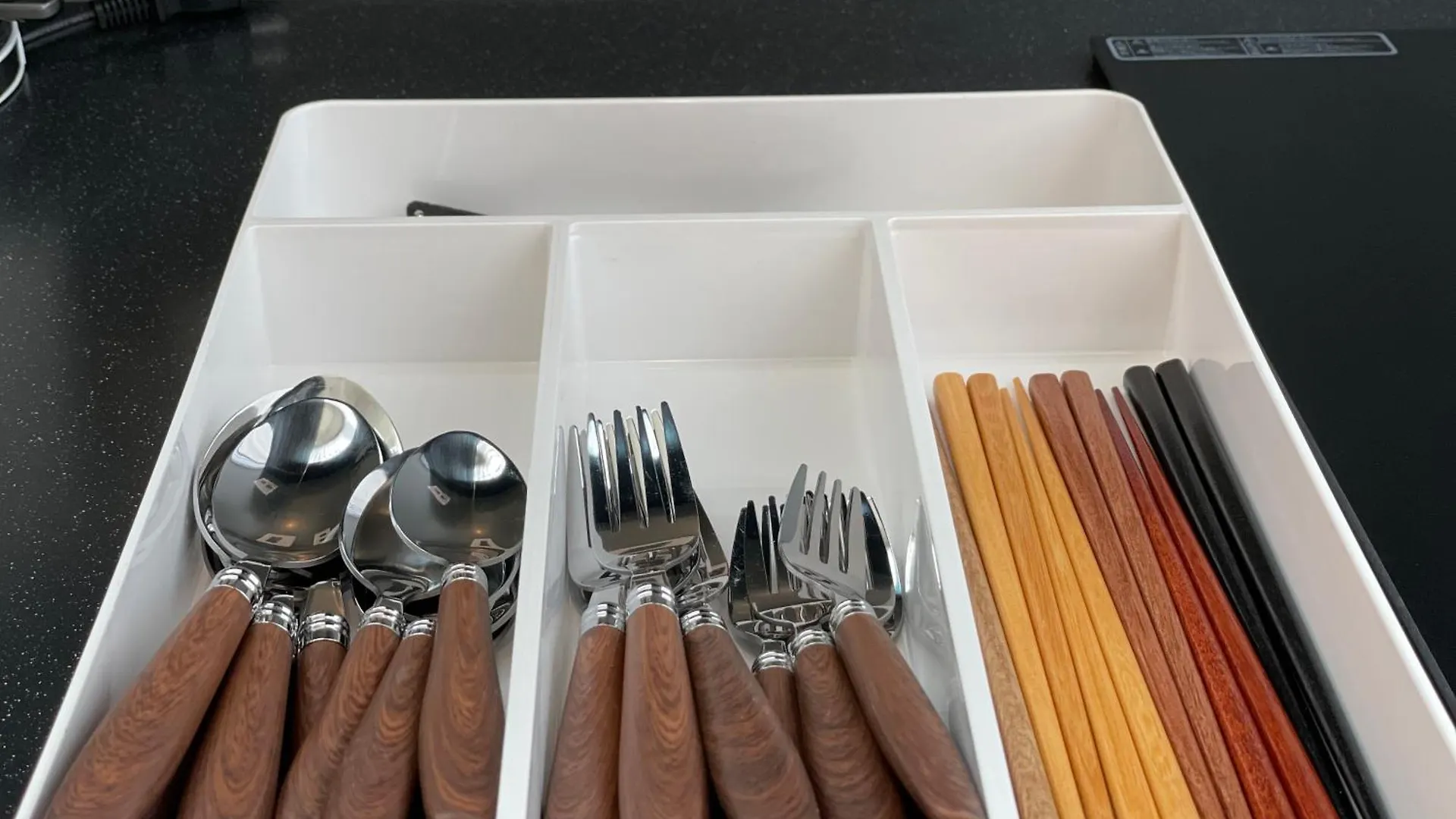 Prism Inn Ogu 東京都